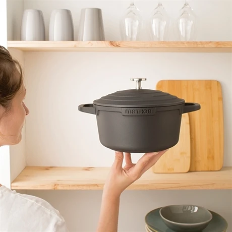 Cocotte Légère Ronde En Fonte D'aluminium 20 Cm 2,6 L Coloris Noir – Image 3